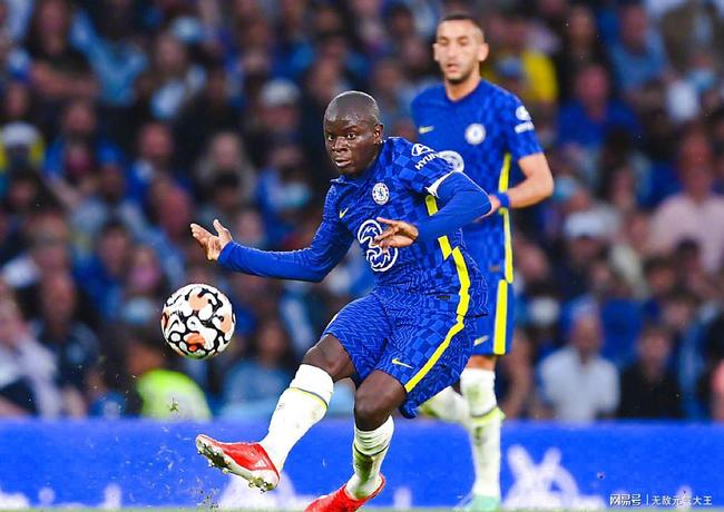 爱游戏app下载 -关于关键时刻比利亚雷亚尔战术微调——欧超杯节点到来，目标明确，心理建设被强调的信息